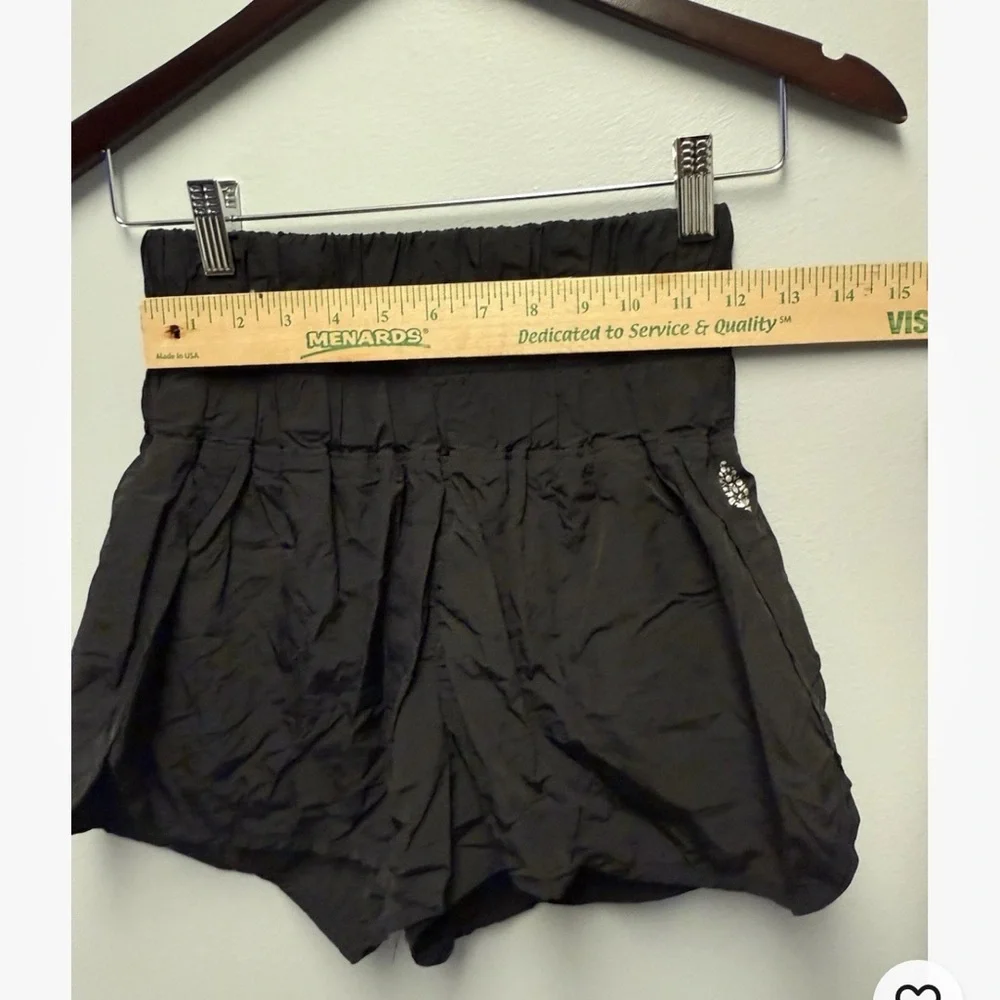 FREE PEOPLE The Way Home High Rise Running Shorts Women's Size Small Black - Picture 3 of 5